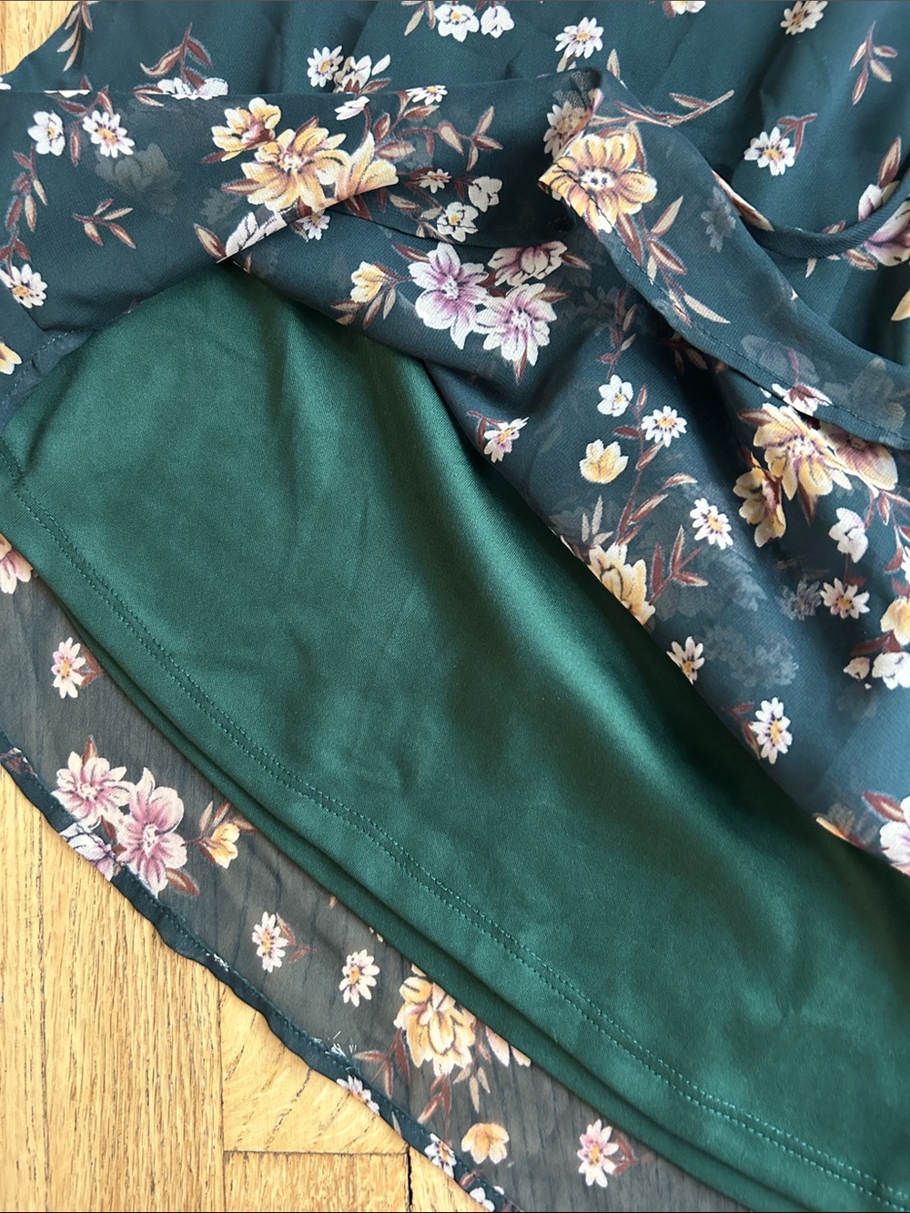 🌸3 FOR $20🌸  West Kei Dark Green Floral Off-Shoulder Tunic - Picture 6 of 9